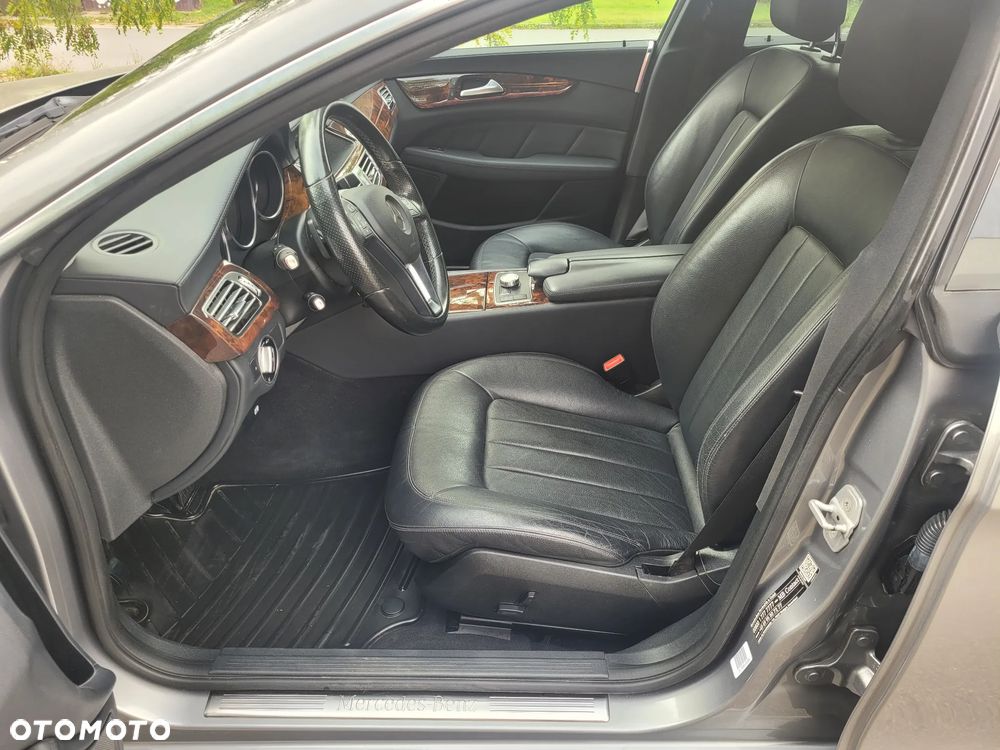 Mercedes-Benz CLS 350 CDI 4Matic 7G-TRONIC - 12
