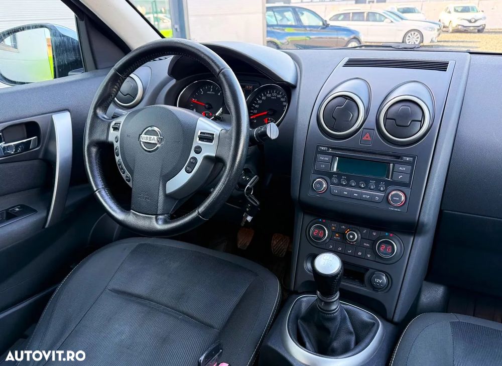 Nissan Qashqai 1.6 dCi DPF 4x4 acenta - 8