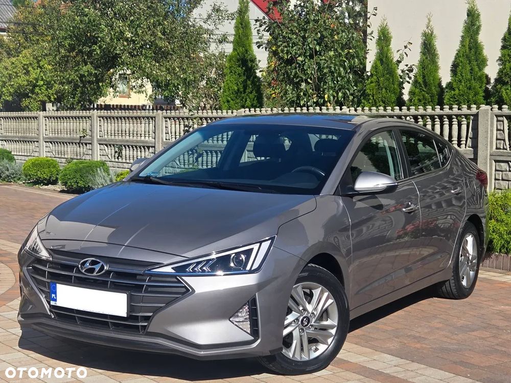 Hyundai Elantra 1.6 Style - 2