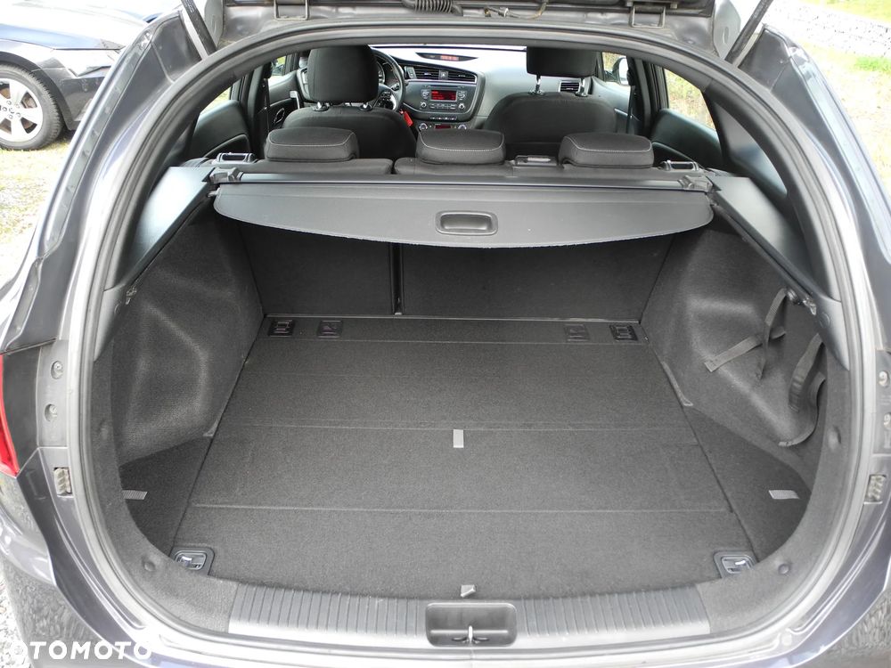 Kia Ceed 1.6 CRDi 136 ISG GT Line - 18