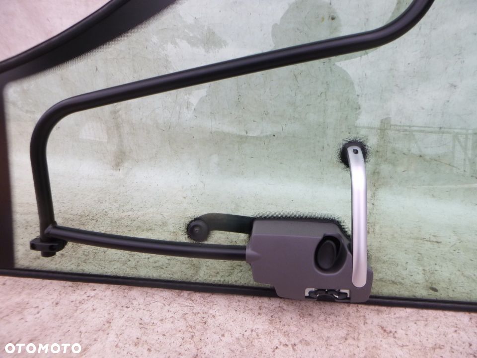 fendt 300,400,700,712 traktor szyba drzwi lewa kompletna - 4