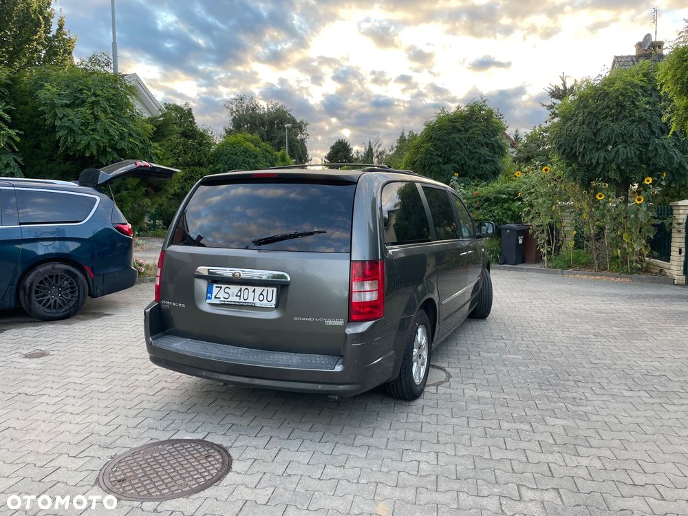 Chrysler Grand Voyager 2.8 CRD Touring - 13