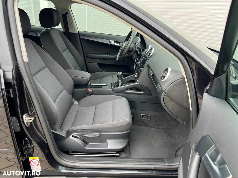 Audi A3 1.4 TFSI Sportback Ambiente - 10