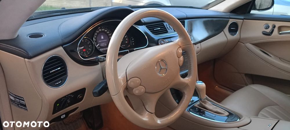 Mercedes-Benz CLS 350 CGI 7G-TRONIC - 8