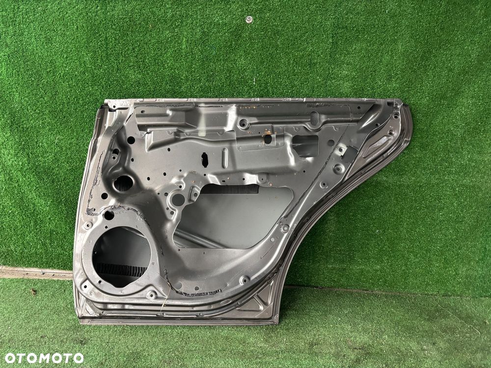 Mercedes CLS 219 drzwi tylne prawe - 2