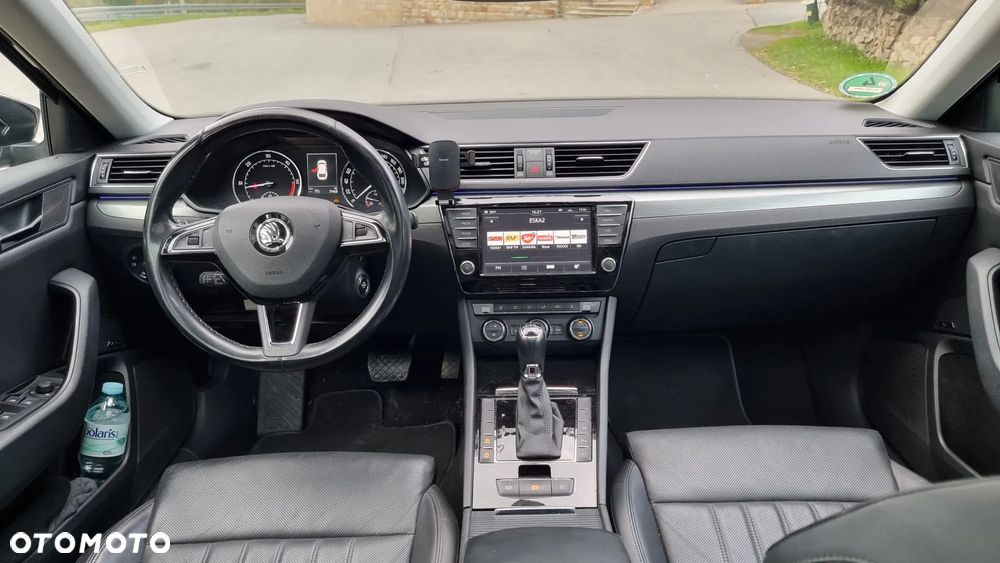 Skoda Superb Combi 2.0 TDI DSG Premium Edition - 28