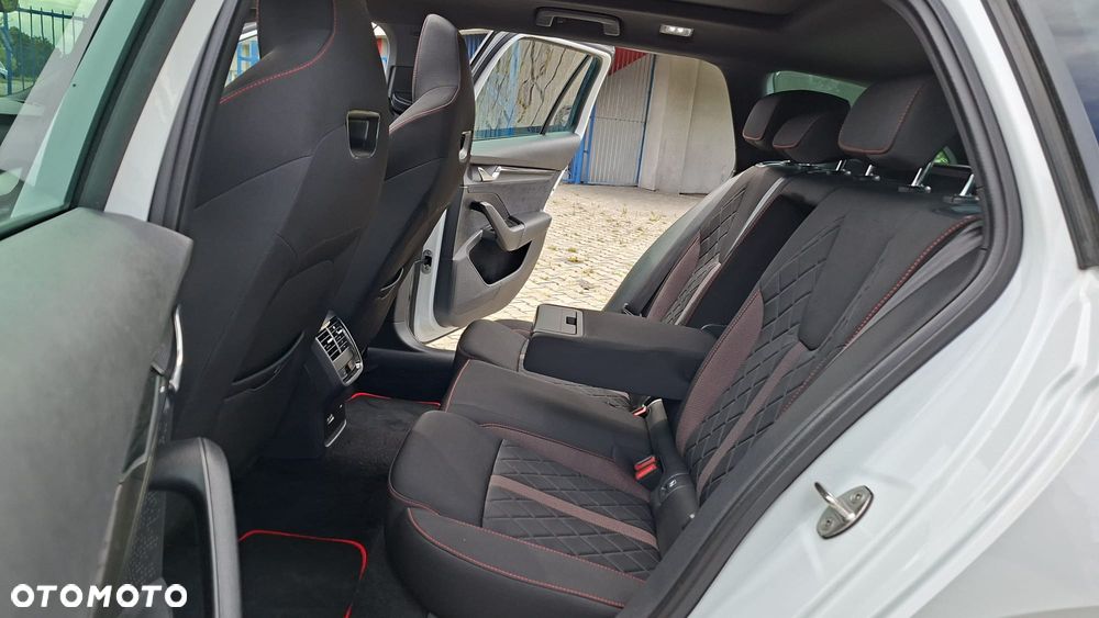 Skoda Octavia 1.4 TSI Plug-In Hybrid RS DSG - 14