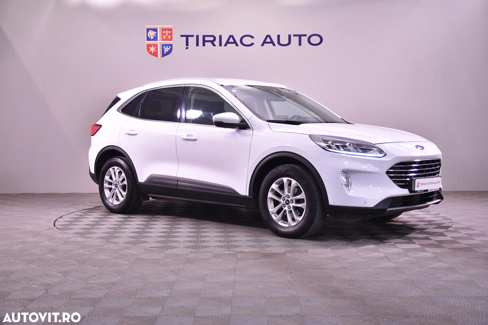Ford Kuga - 7