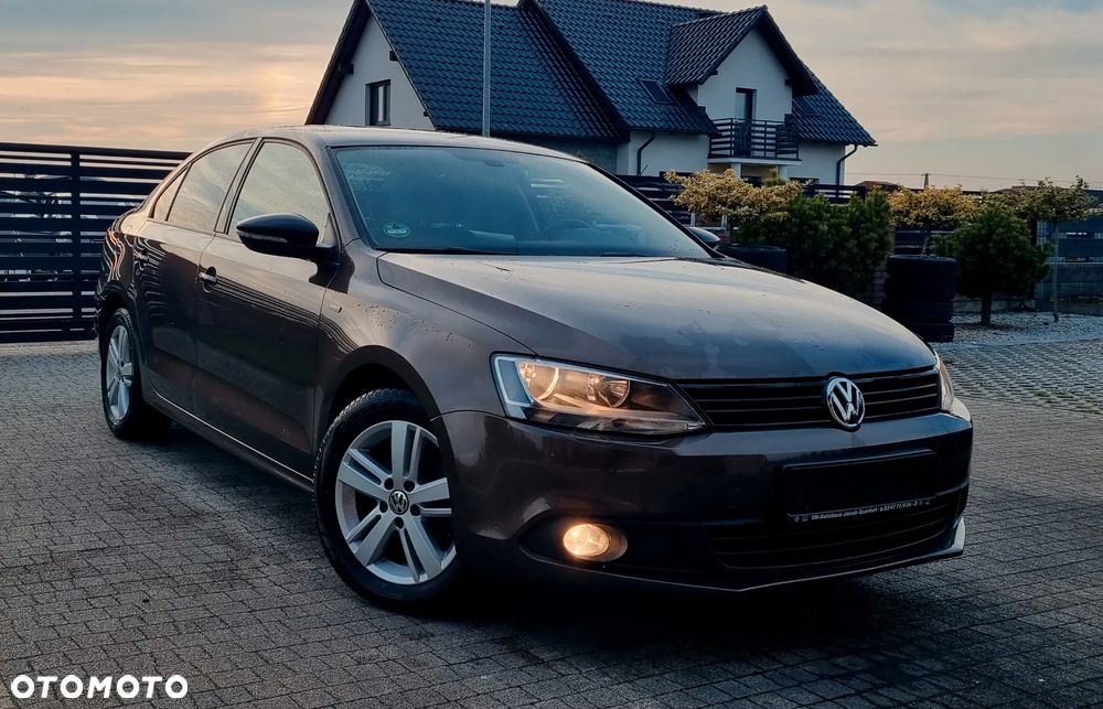 Volkswagen Jetta 2013 photo 3