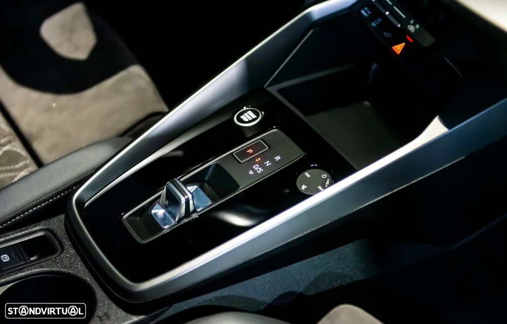 Audi A3 Sportback 45 TFSIe S tronic S line — fotografia 34
