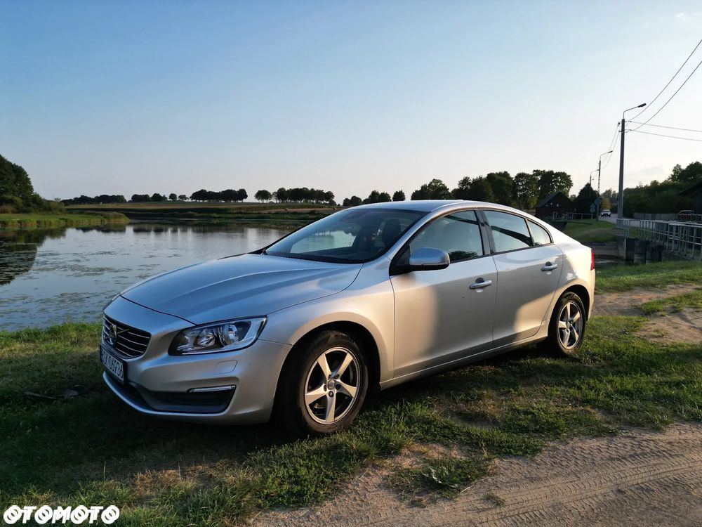 Volvo S60 D2 Momentum - 5