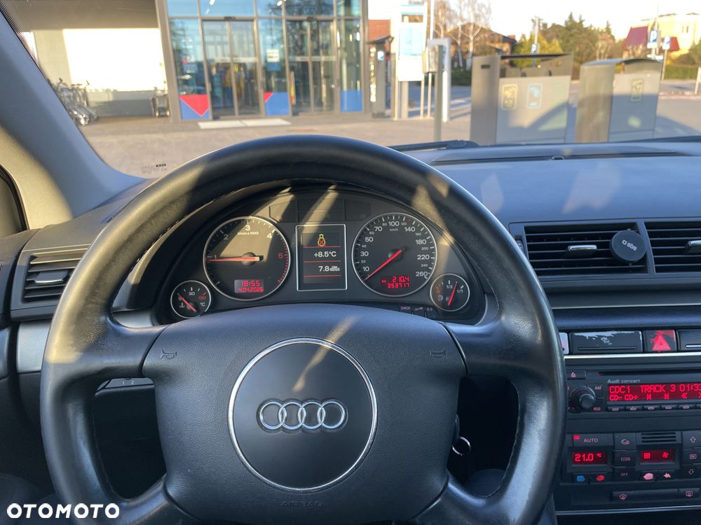 Audi A4 Avant 1.9 TDI - 13