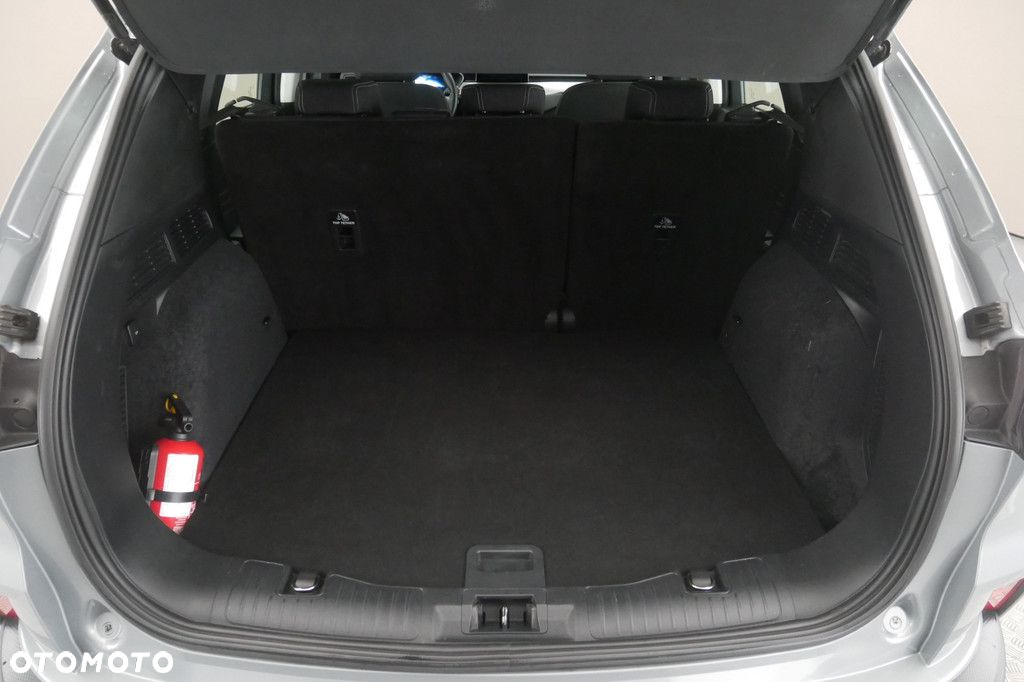 Ford Kuga - 16