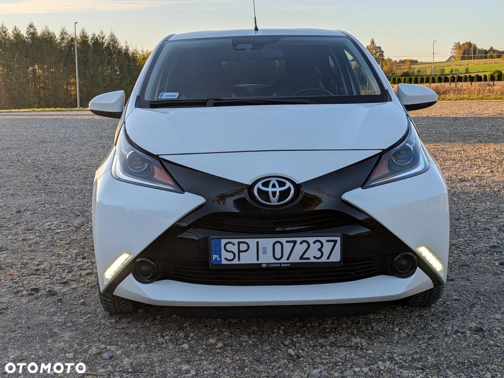 Toyota Aygo 2017 photo 2