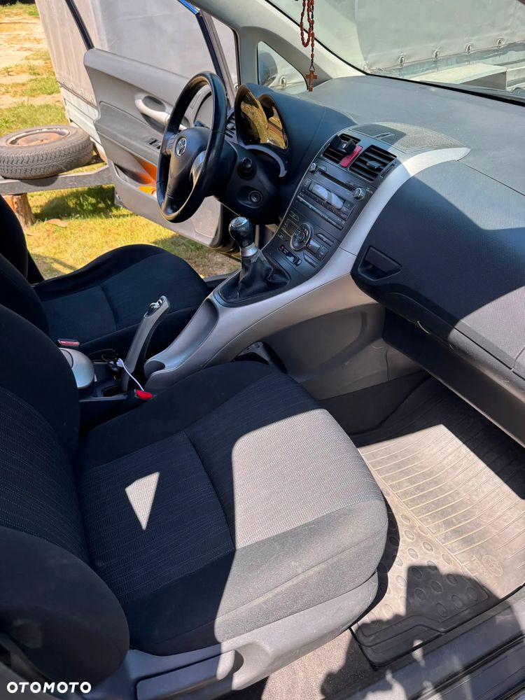 Toyota Auris - 6