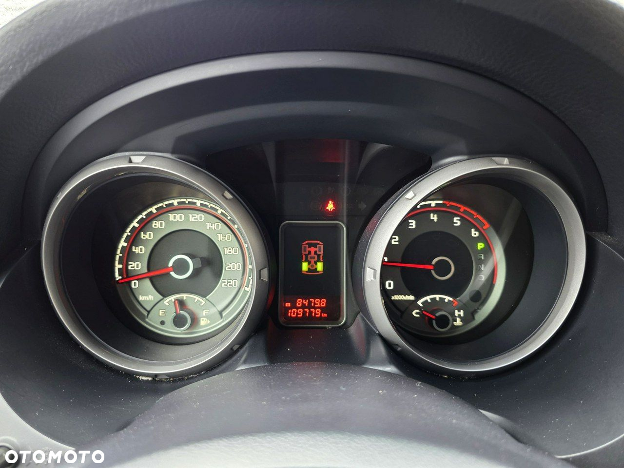 Mitsubishi Pajero - 18