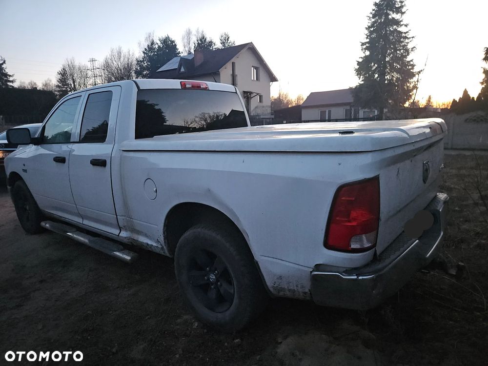 Dodge RAM - 4
