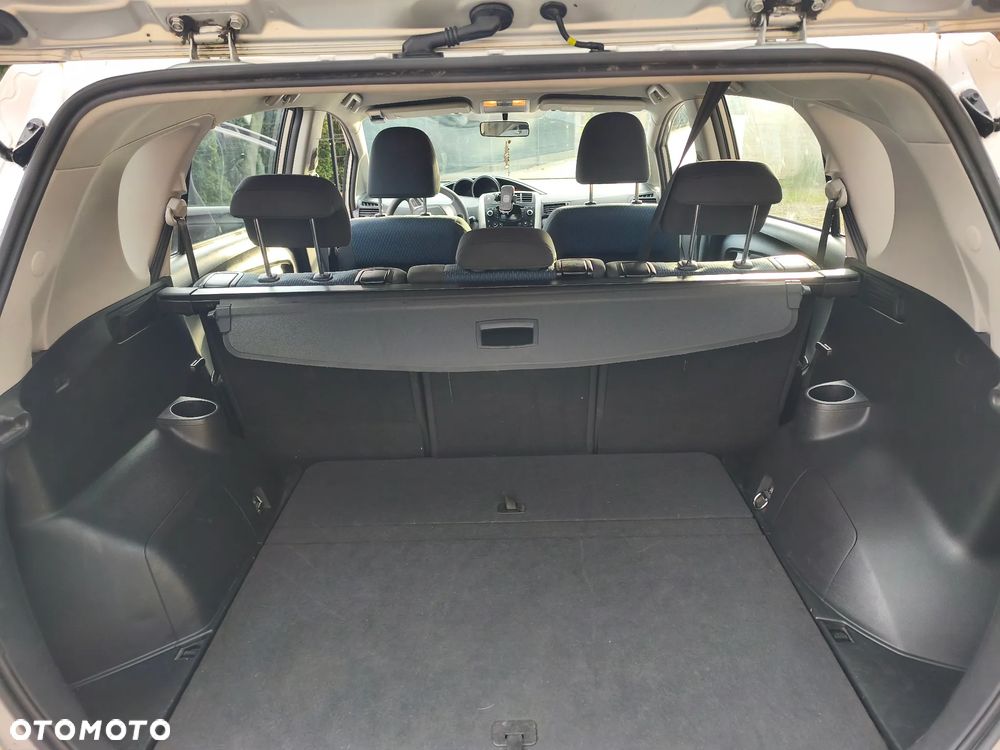 Toyota Verso 2.0 D-4D Active - 13