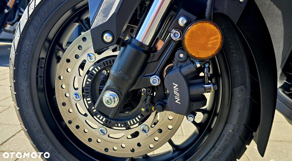 Honda ADV350 - 13