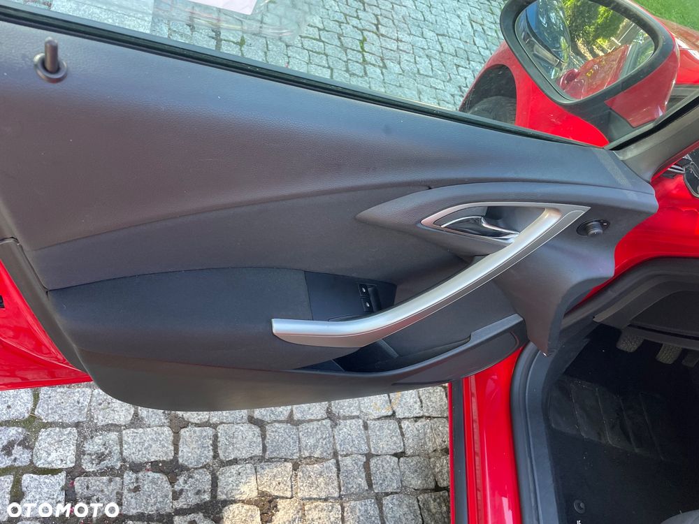 Opel Astra 1.6 Color Edition - 10