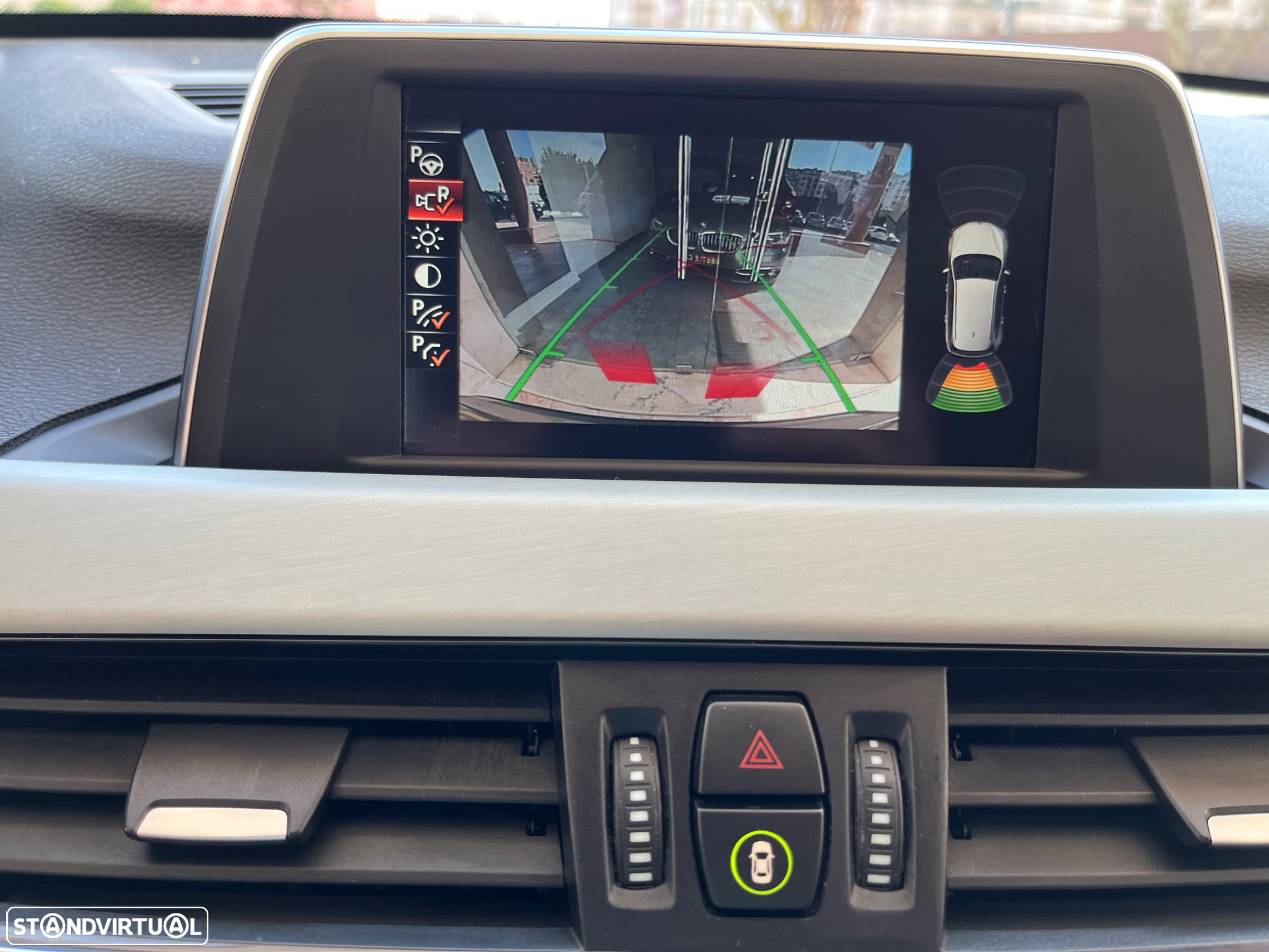 BMW X1 16 d sDrive Line Sport - 36