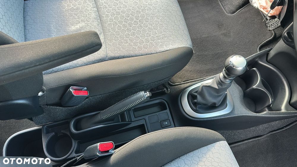 Toyota Yaris 1.3 VVT-i Team - 6