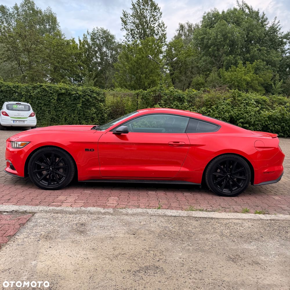 Ford Mustang 5.0 V8 GT - 14