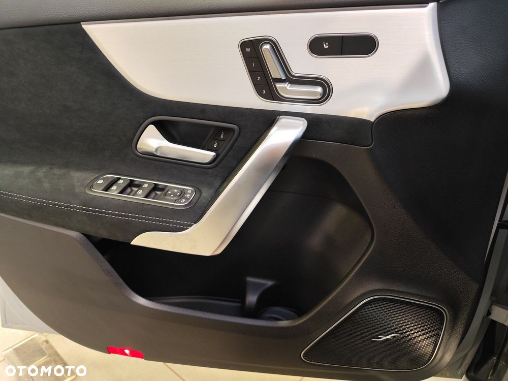 Mercedes-Benz Klasa A - 12