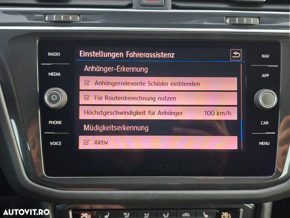 Volkswagen Tiguan 2.0 TDI SCR 4MOTION (BlueMotion Techn.) DSG Comfortline - 33