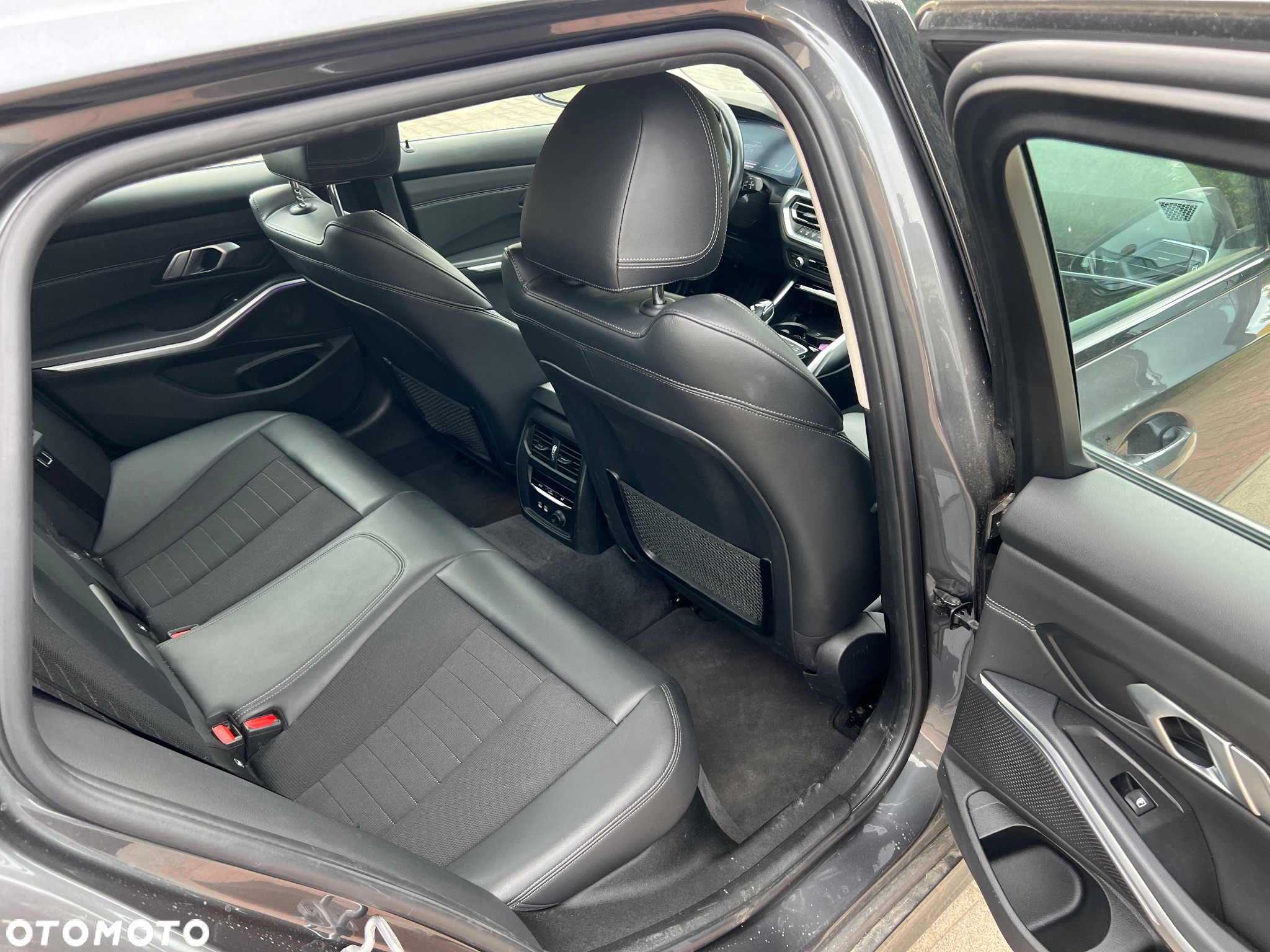 BMW Seria 3 320d xDrive Sport Line - 13