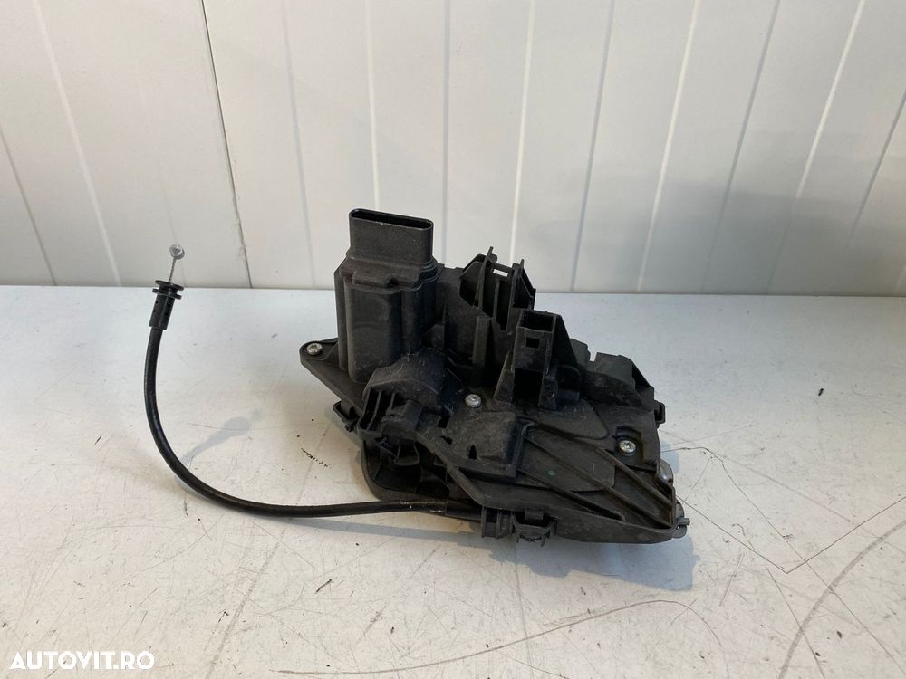 Broasca incuietoare usa dreapta spate Volvo XC60 S90 V90 V60 V60CC XC40 31462000 - 1