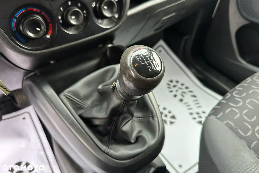 Fiat Doblo 1.4 T-Jet 16V Dynamic CNG - 26