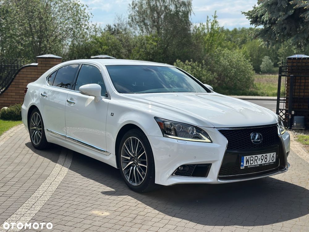 Lexus LS 600h F Sport - 1