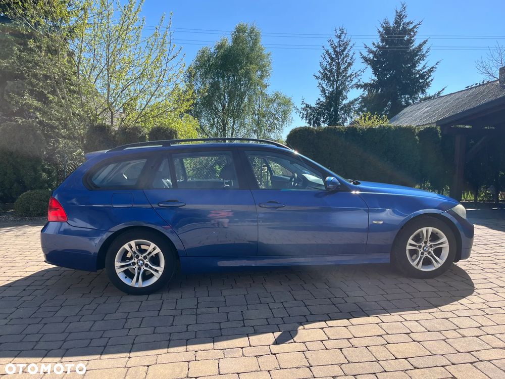 BMW Seria 3 - 1