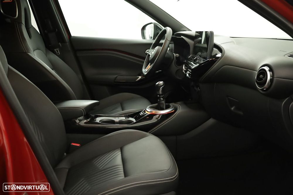 Nissan Juke 1.0 DIG-T Tekna - 21