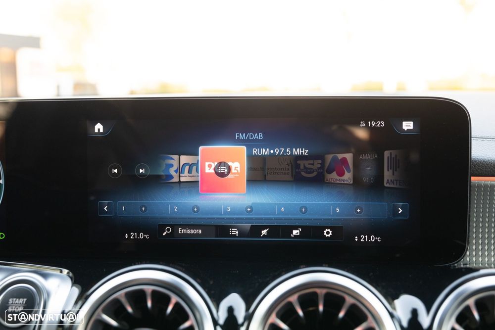 Mercedes-Benz EQB 300 4Matic AMG Line - 27