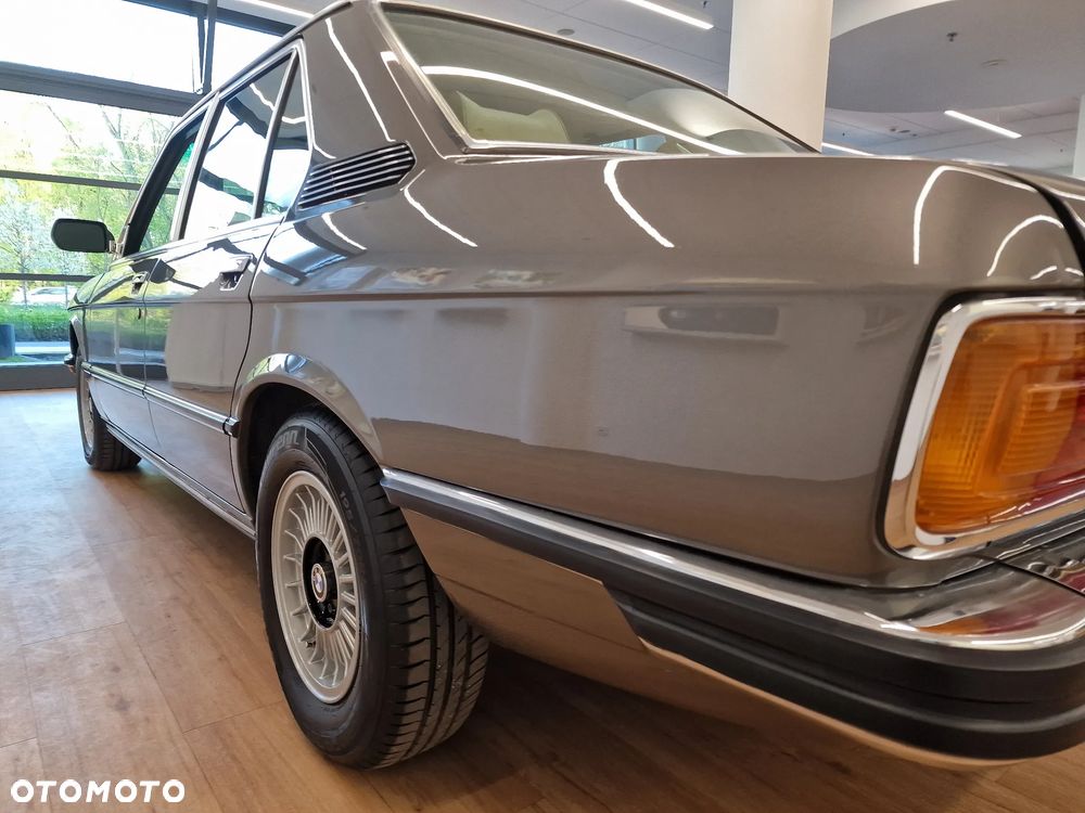 BMW Seria 5 - 18