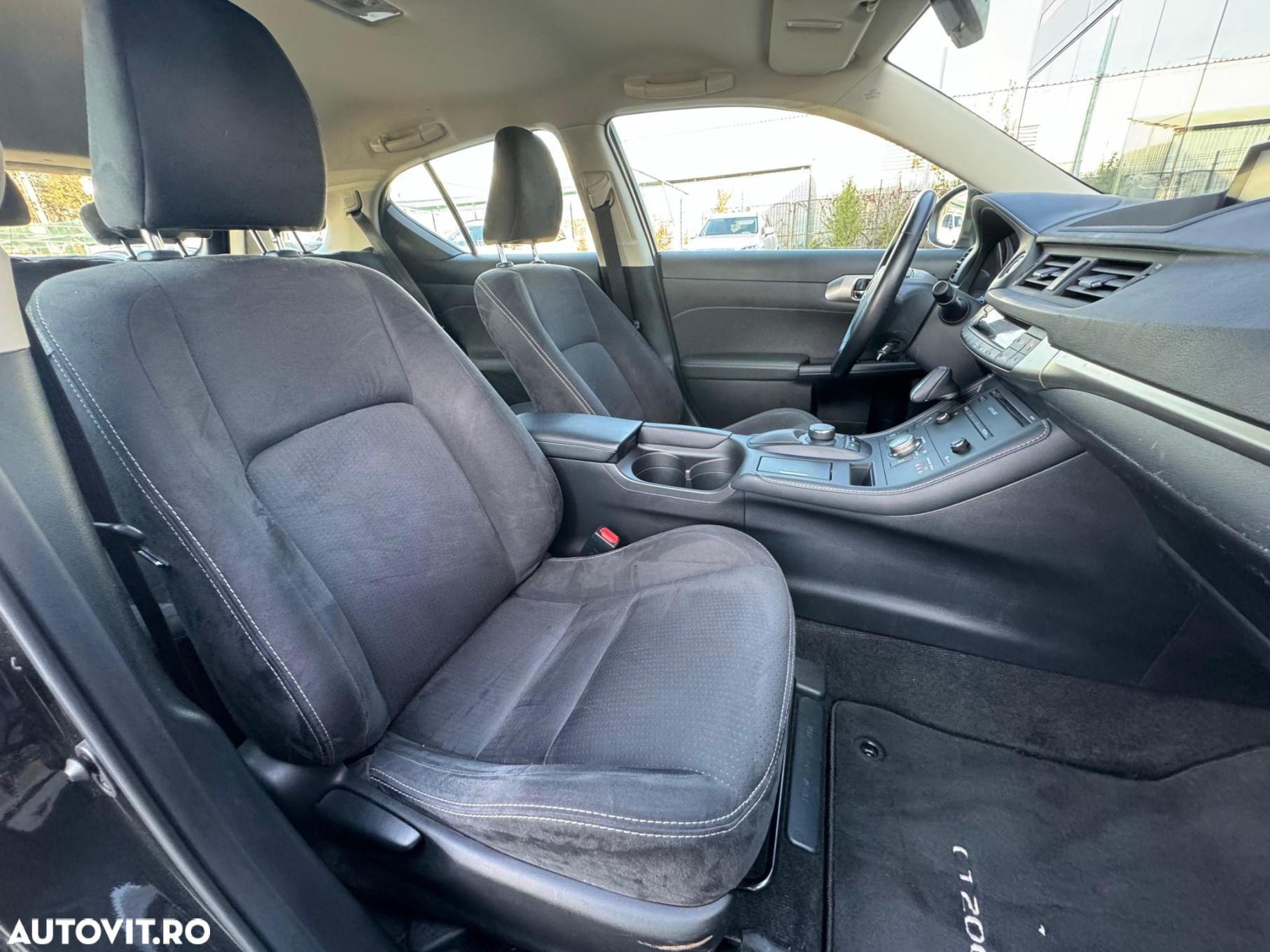 Lexus CT 200h Dynamic Line - 14