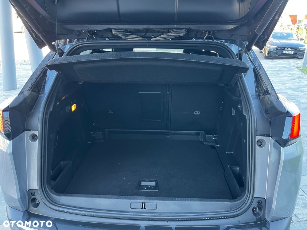 Peugeot 3008 1.5 BlueHDi Allure Pack S&S EAT8 - 16