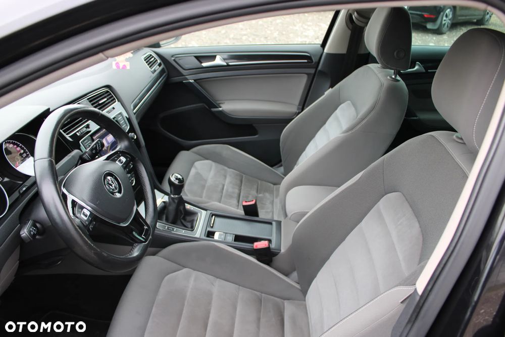 Volkswagen Golf 2.0 BlueTDI Highline - 9
