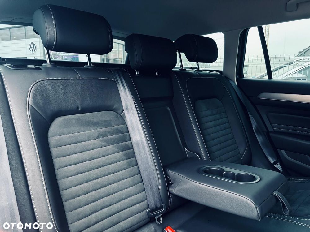 Volkswagen Passat - 18