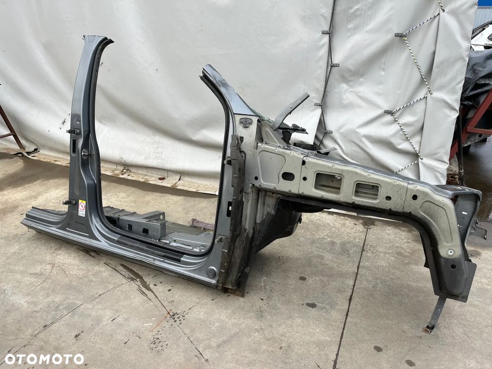 VW AMAROK I PODŁUŻNICA LEWA/PRAWA POSZYCIE KAROSERIA 2015R - 1