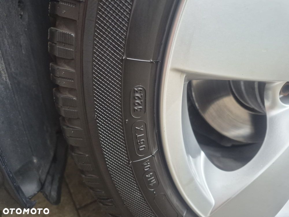 BMW Seria 5 520d - 20