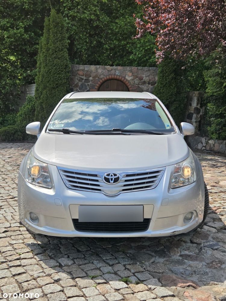 Toyota Avensis 1.8 Luna EU5 - 2