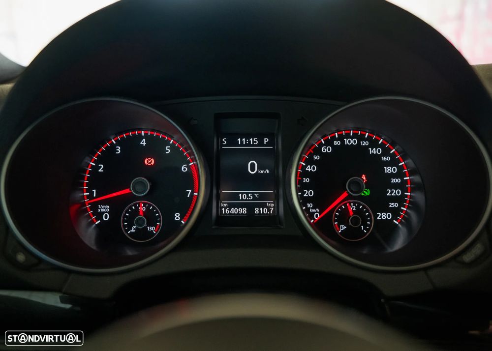 VW Golf 2.0 GTI DSG - 28