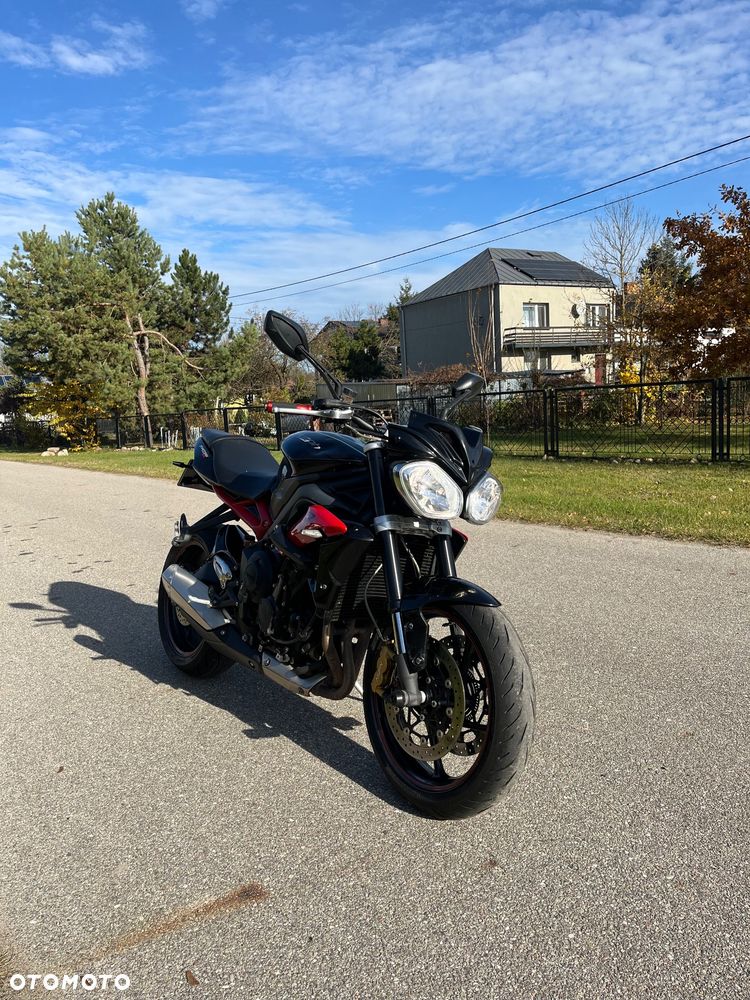 Triumph Speed Triple - 1