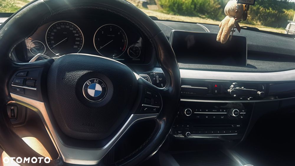 BMW X5 ver-xdrive25d - 9