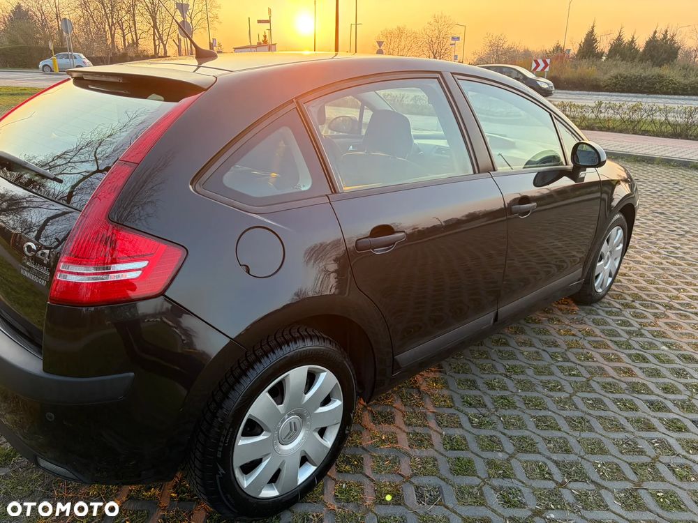 Citroën C4 1.4 16V Impress - 6