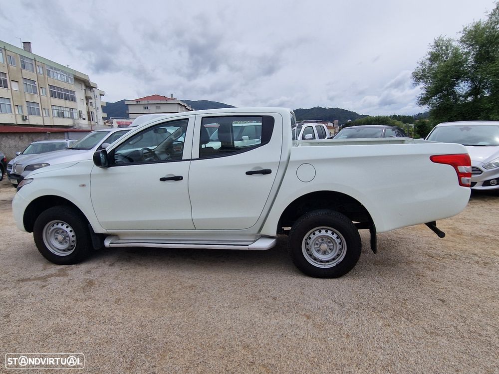 Mitsubishi L200 Pick Up 4x4 S&S Cabine Dupla Select - 6