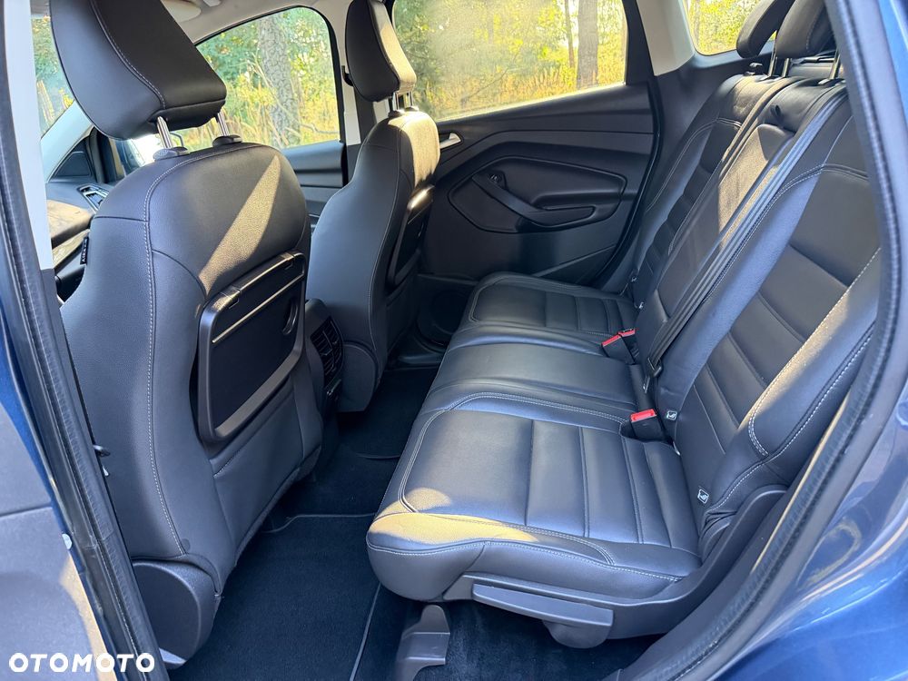 Ford Kuga - 13